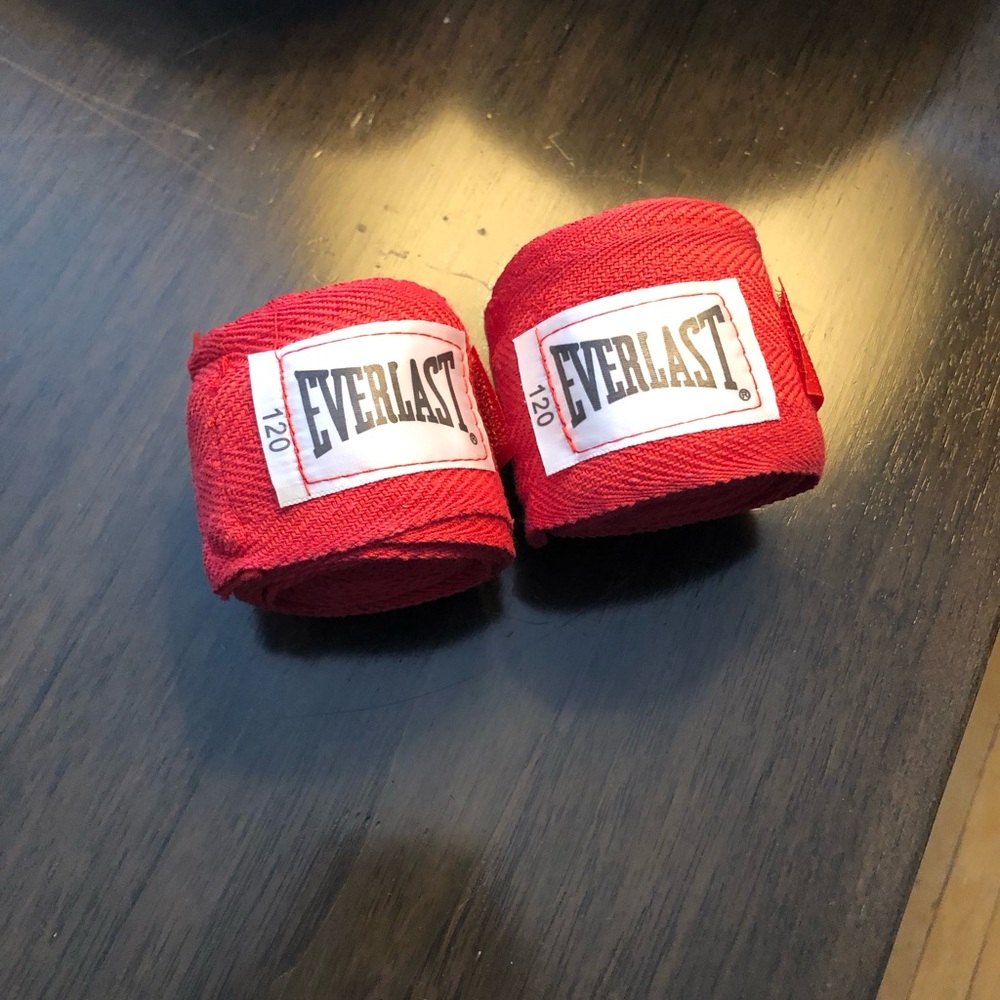 Everlast Red Hand Wraps